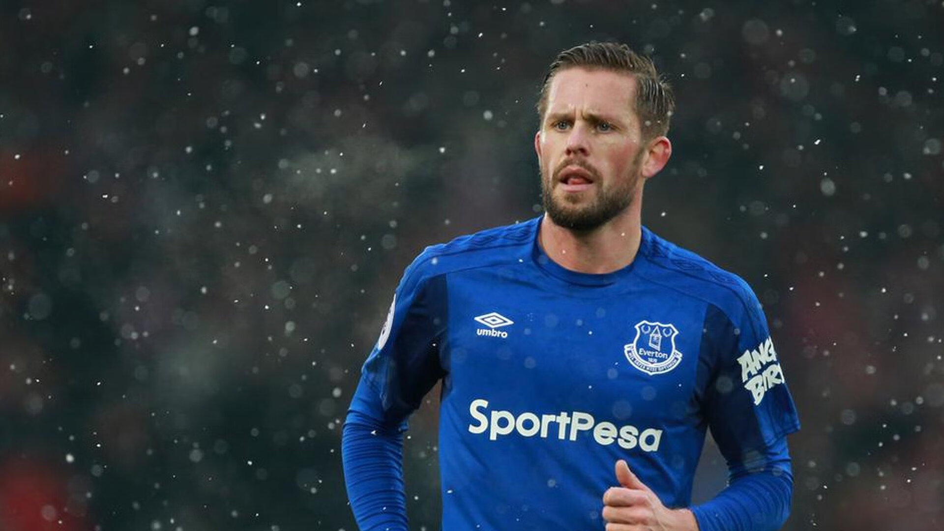 训练基地开放日吸引球迷参观近距离了解球员备战日常,训练基地叫什么